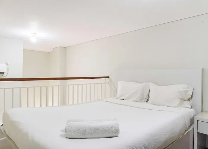 Good Deal Studio Loft At Nifarro Park Apartment By Travelio